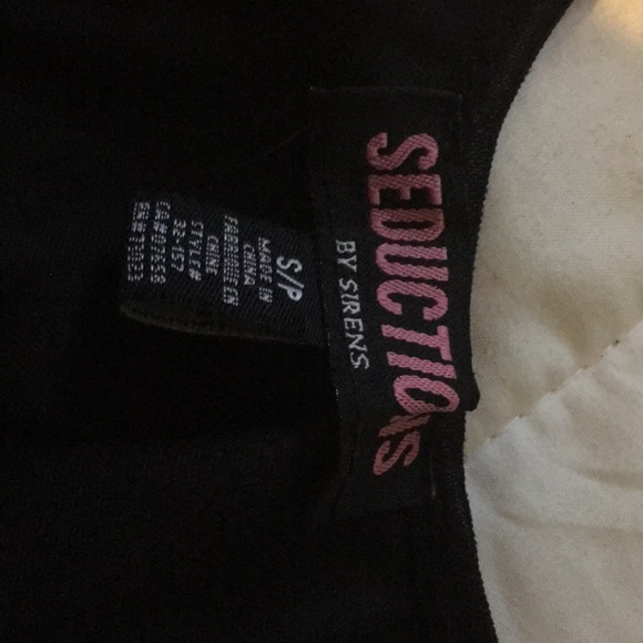 Dress - Picture 5 of 5